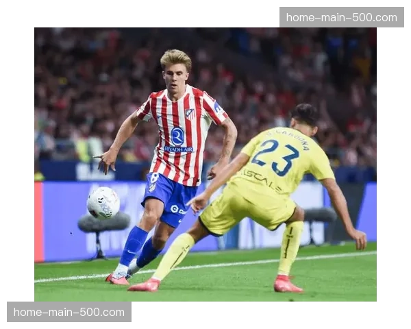 比利亚雷亚尔绝杀被VAR判定进攻球员越位位置干扰门将，进球无效。